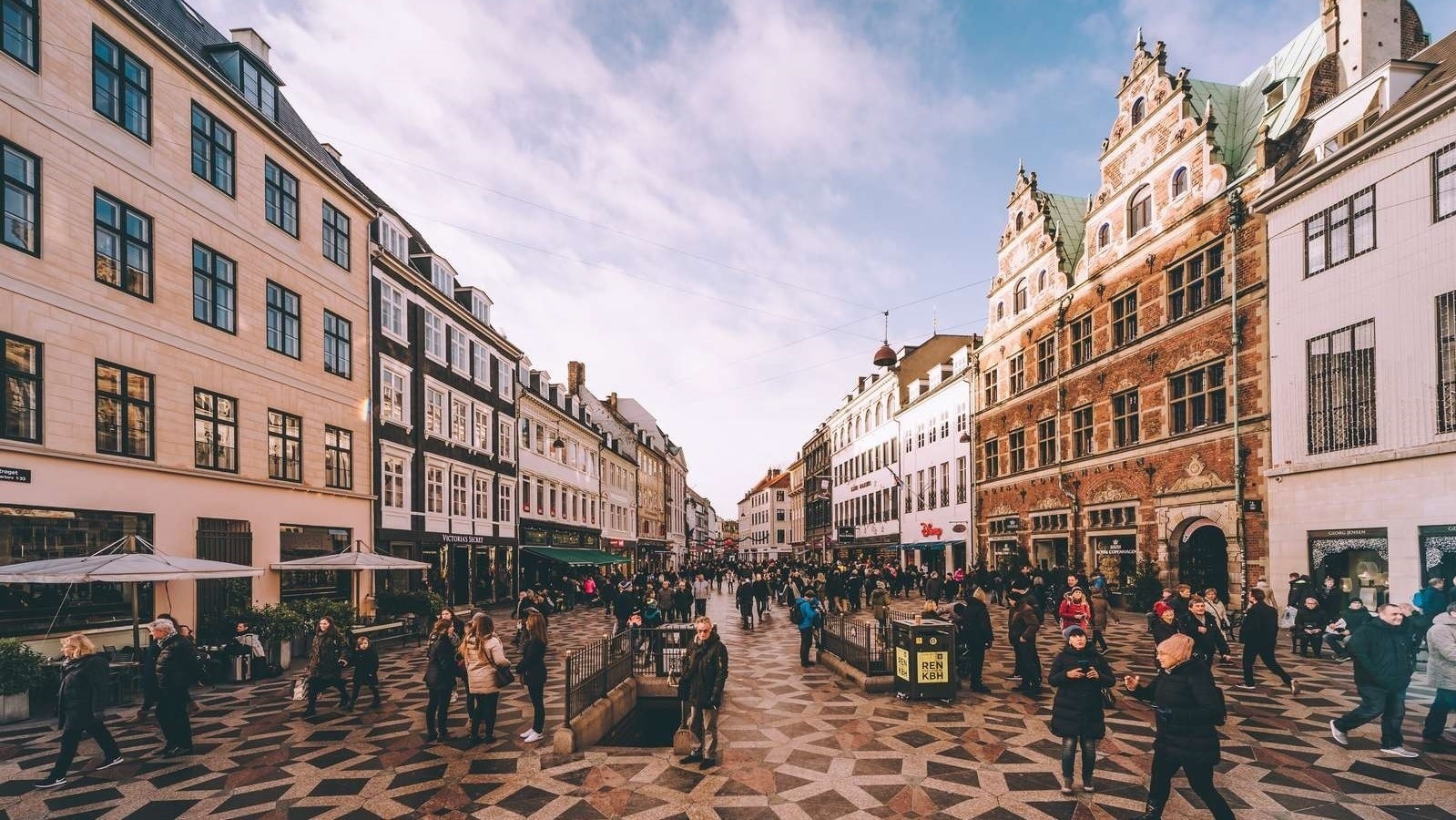 Strøget: Københavns shopping | VisitCopenhagen