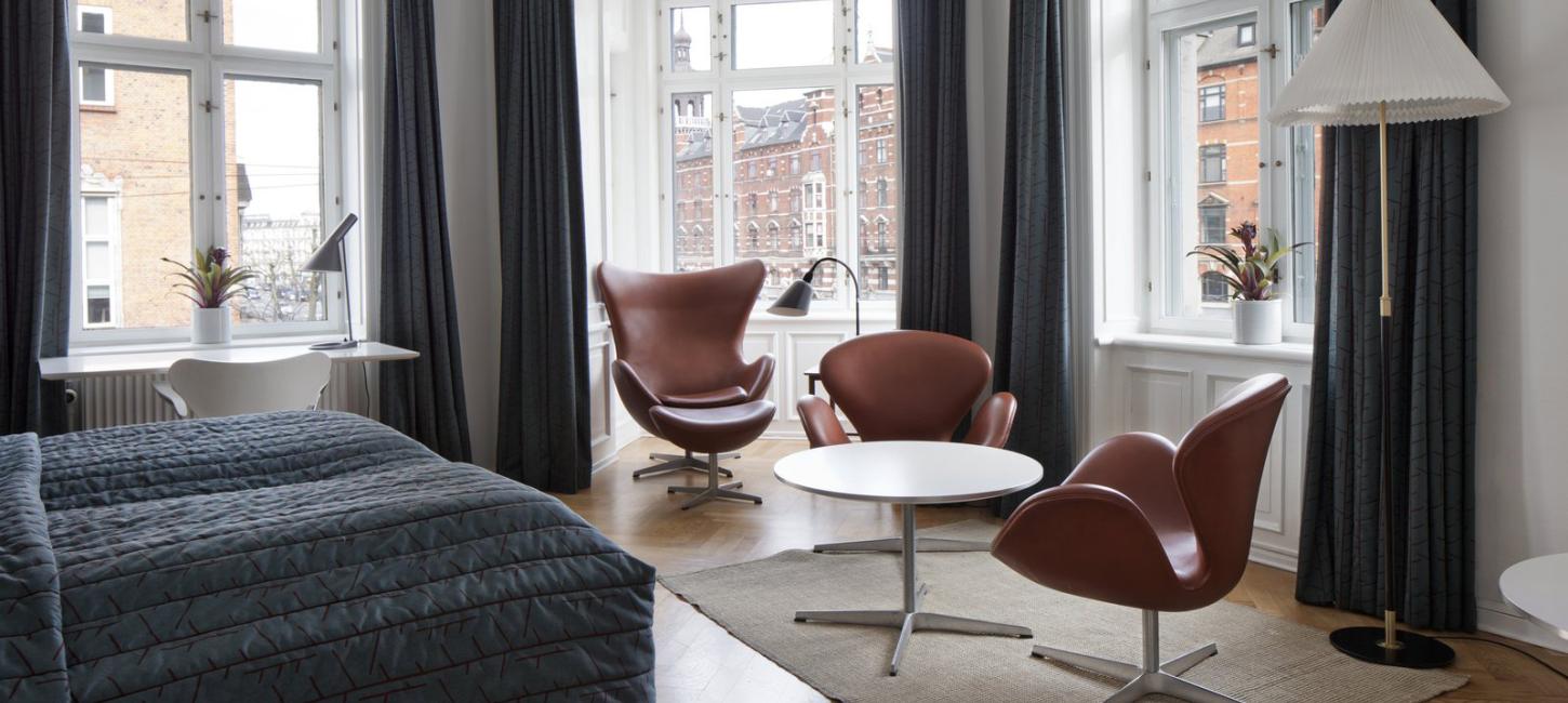 Hotel Alexandra's Arne Jacobsen room in Copenhagen. A truely amazing hotel for any design lover.