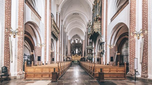 Roskilde Domkirke er på UNESCOs verdensarvsliste og spiller en stor rolle i danmarkshistorien.