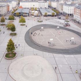 Israels Plads og Torvehallerne i København.